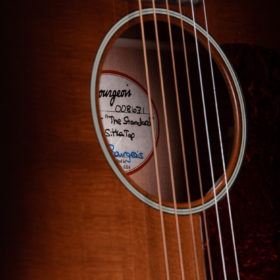 String Instrument - Slide guitar